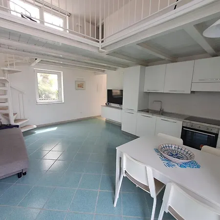 Casa Iayo * イスキア島